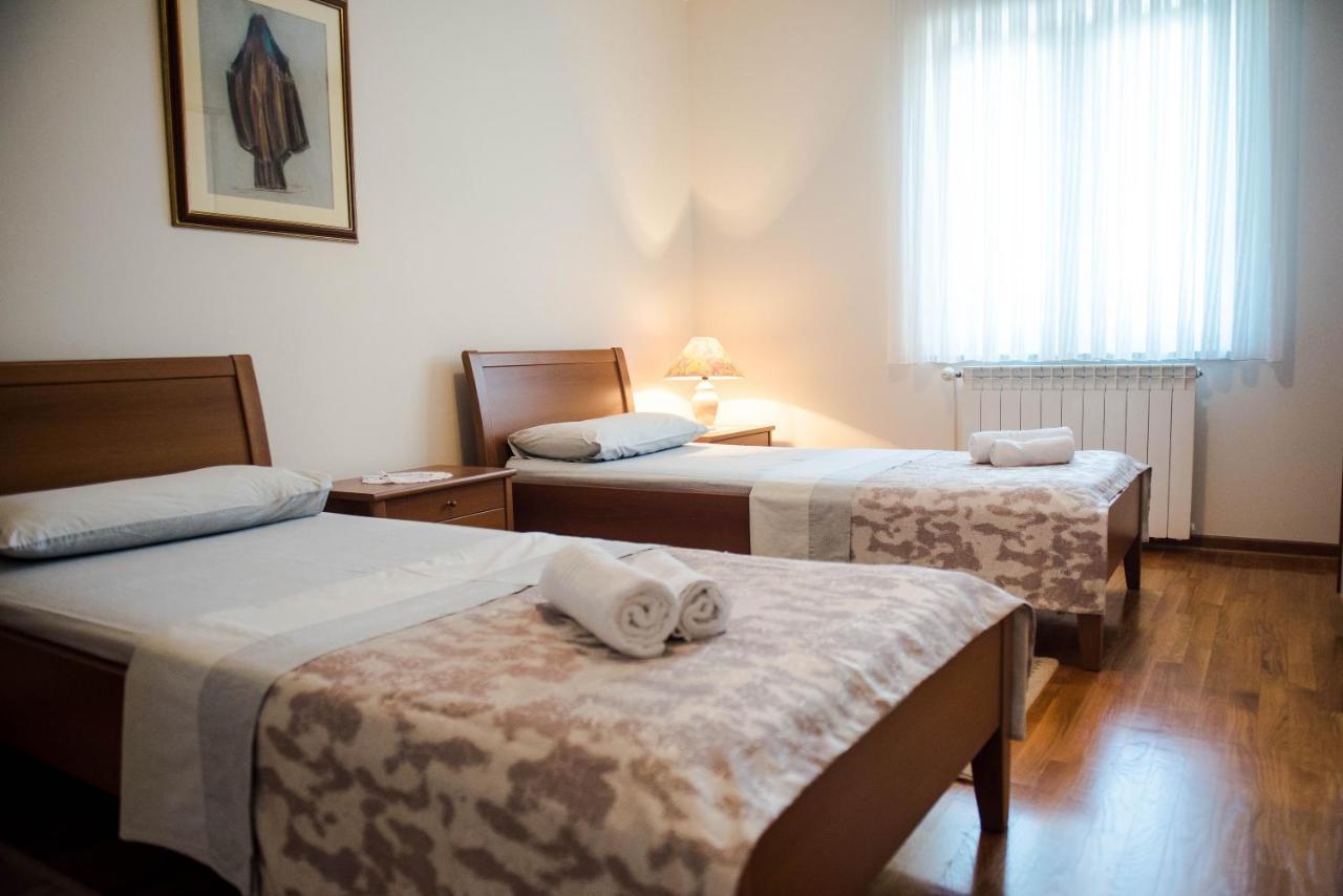 Villa Miriam Family Apartment Меджугорье Экстерьер фото