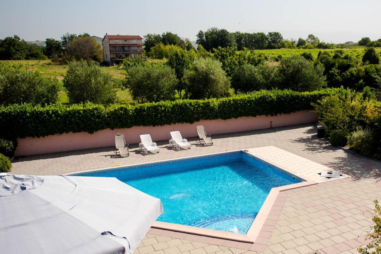 Villa Miriam Family Apartment Меджугорье Экстерьер фото